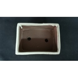 Maceta rectangular 16x11.5x6cm.