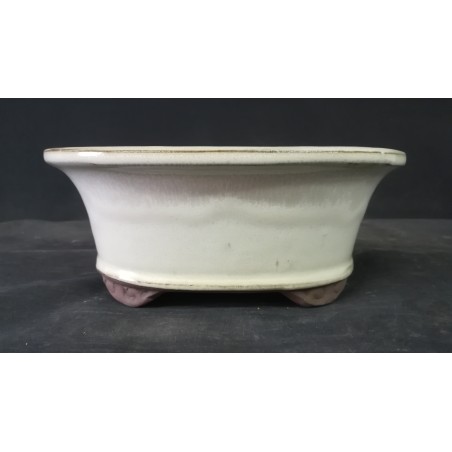 Maceta ovalada 20.5x15.5x8cm.