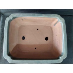 Maceta rectangular 31.5x25x8cm.